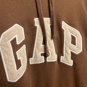 brown gap hoodie